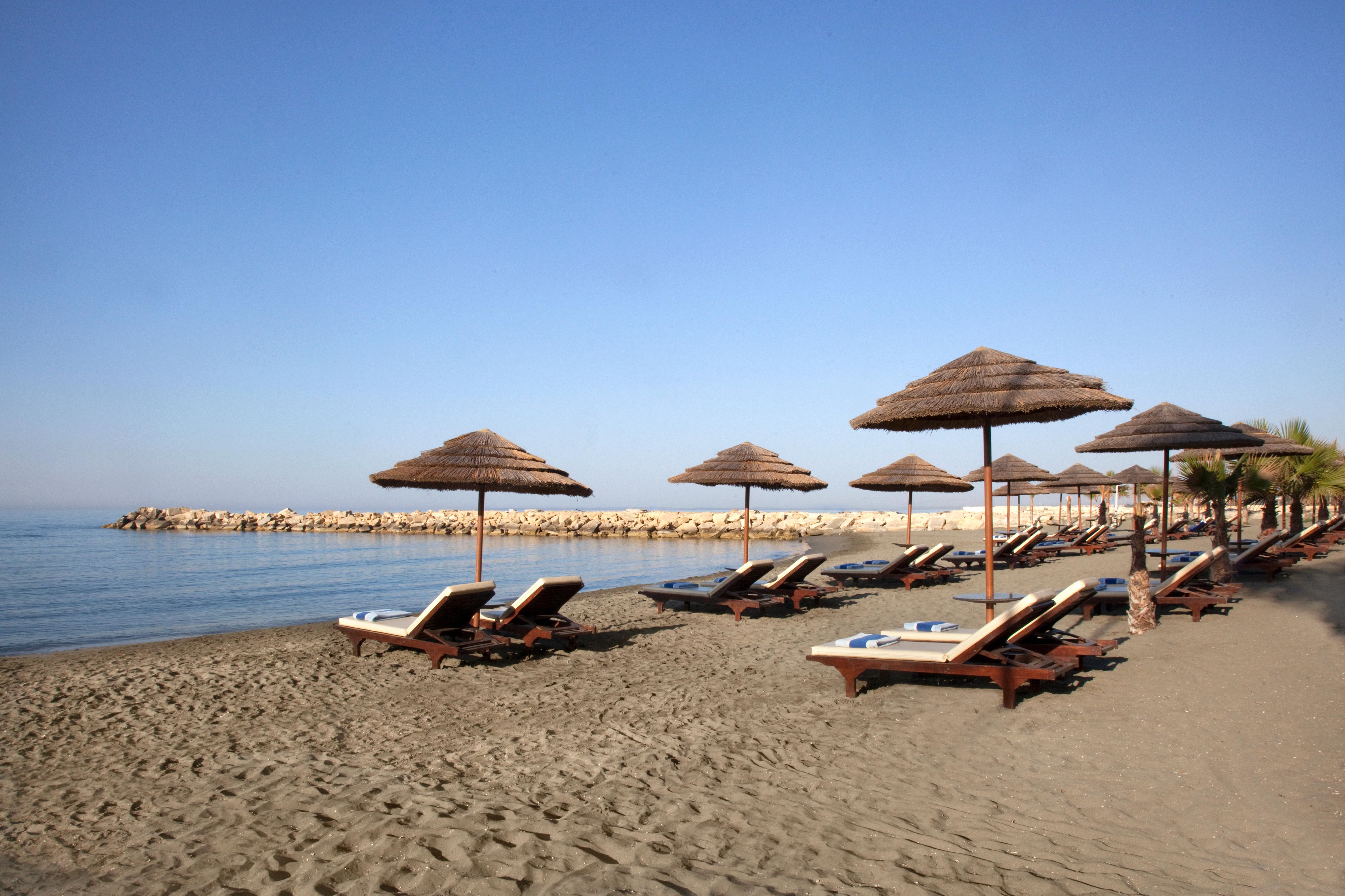 Amathus Beach Hotel Limassol Bagian luar foto Beach in Nikiti
