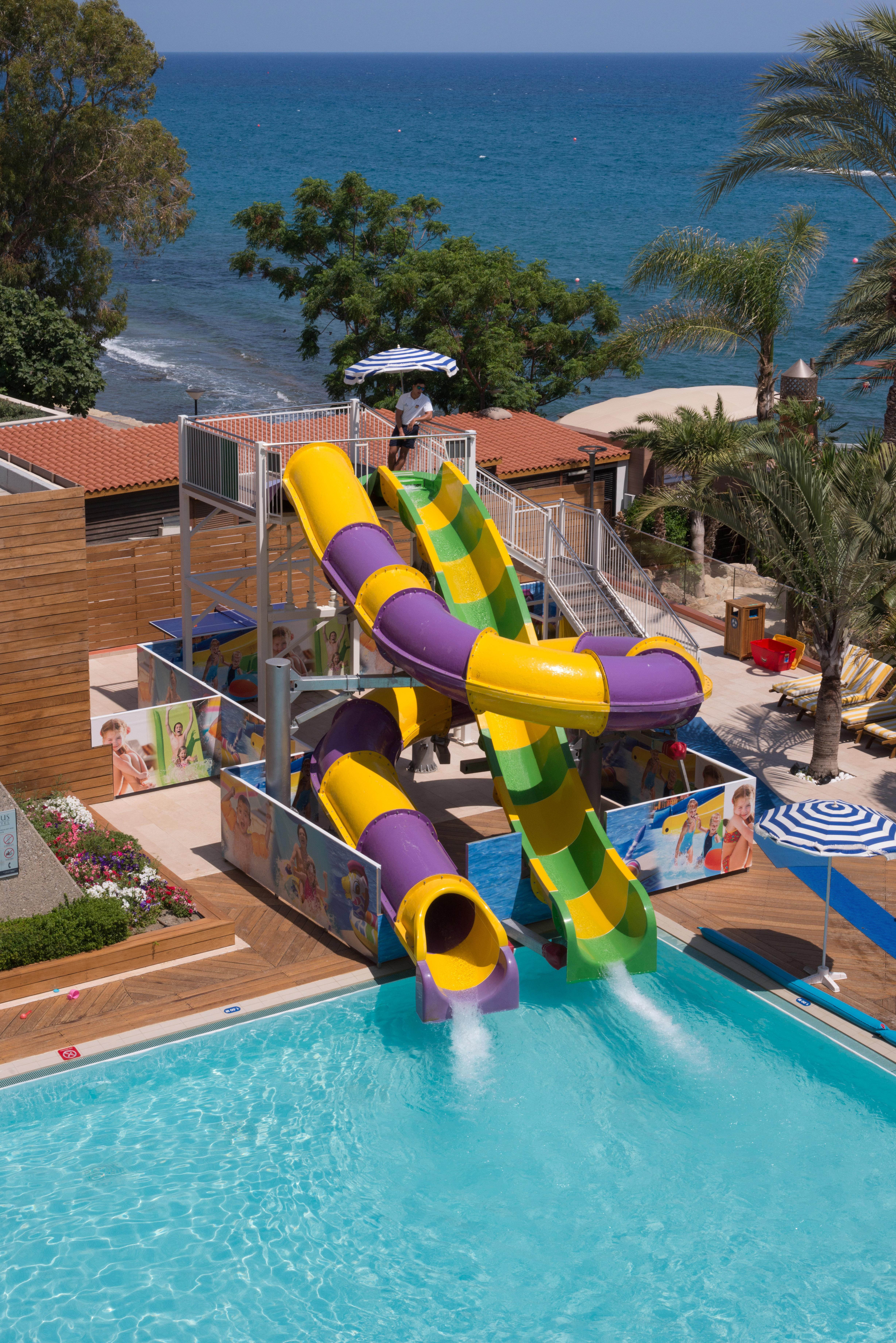 Amathus Beach Hotel Limassol Bagian luar foto Aqua Park