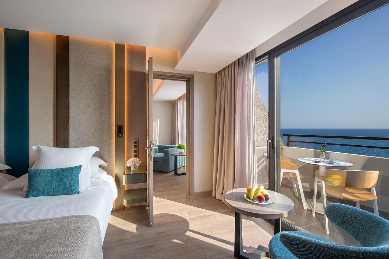 Amathus Beach Hotel Limassol Bagian luar foto