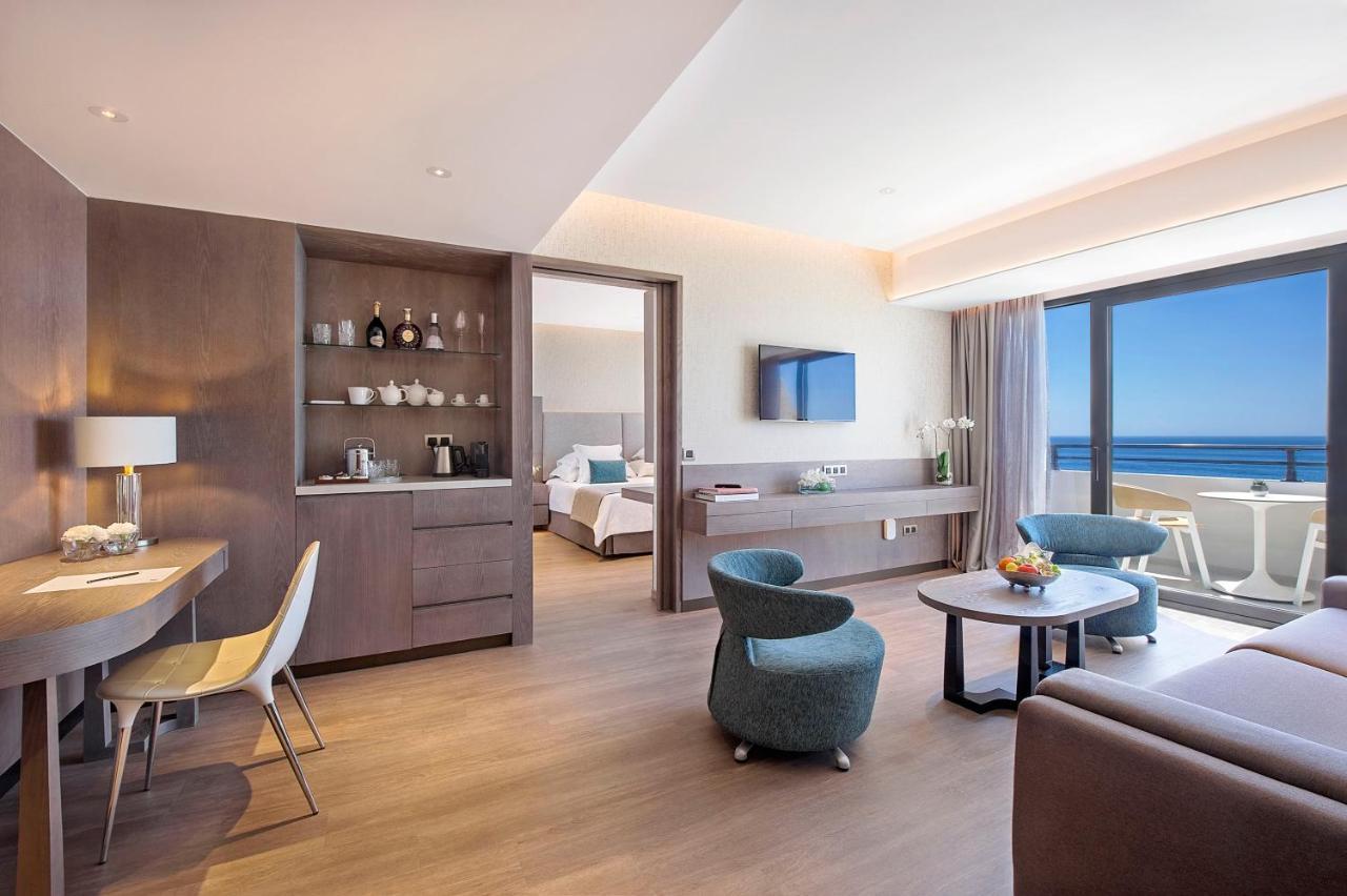 Amathus Beach Hotel Limassol Bagian luar foto
