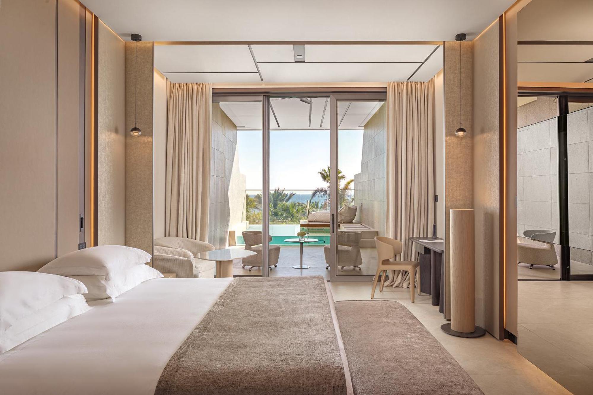 Amathus Beach Hotel Limassol Bagian luar foto Deluxe Pool View